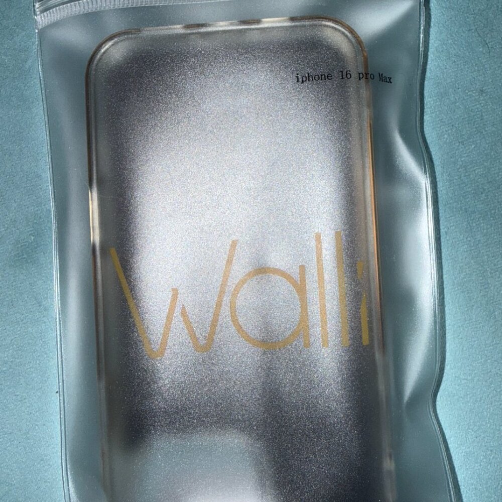 Walli Cafe Gingham iPhone 16 pro max wallet Magnetic Case - NWT - Picture 5 of 5